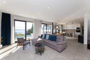 Villa White Palm Excelsior