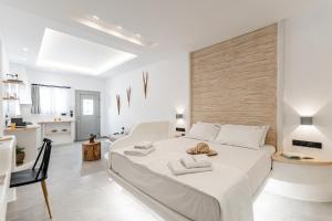 Adamas Suites Naxos