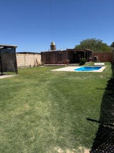 Osvaldo Day Cabin with Pool