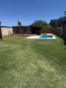 Osvaldo Day Cabin with Pool