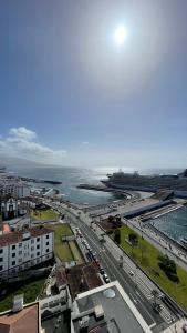 Azores Penthouse - Premium Flat