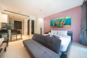 Private apartment at Emerald Terrace by Lofty
