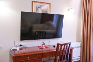 Riverside 1BR in Downtown Near Ski Lift by Flat Mаnаger