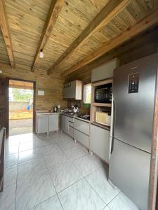 Chalé com piscina, 10 minutos do mar