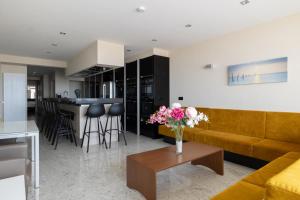 BEL AIR HOLIDAY - Stylish apartment with luxury kitchen and sauna T58