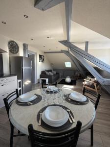 Idéalement situé Proche Technhom