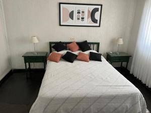 Hermoso Apartamento primera linea Rambla de Playa Mansa Punta del Este