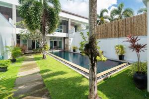 Tropical retreat-pool villa at Oxygen Bangtao