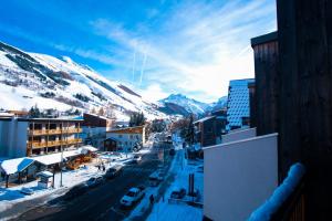 Joli duplex 6 pers 2 Alpes - 100m pistes et commerces