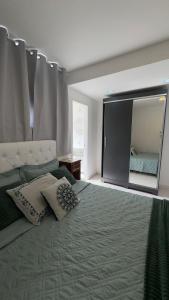 3 Quartos 1 Suíte a 4 Minutos da Praia NSC945-801