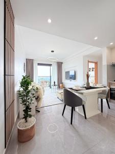 ELEGANT 2 BEDROOM IN RIARA ONE RESIDENCe