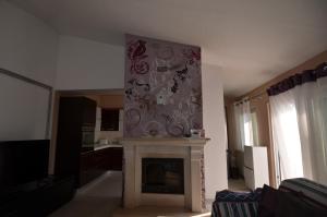 Villetta con giardino in contesto riservato non lontana dal mare BEL01