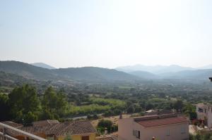 Villetta con giardino in contesto riservato non lontana dal mare BEL01