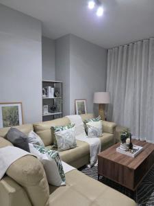 Menyln 2 Bedroom Apartment