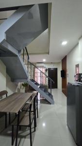 HOST HOMES Ireland Apartelle