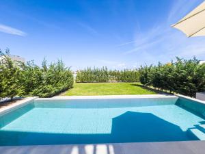 Azure Breeze Villa - Roof Garden & Sea Views