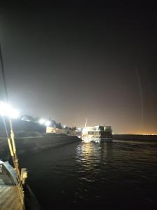 Nile SE Dahabiya private nile cruise