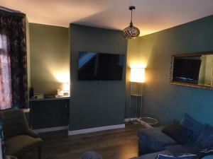 Parkdale-2 Bedroom House in Sheldon Birmingham