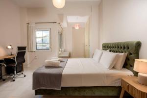 The White Marble Luxury City Apt