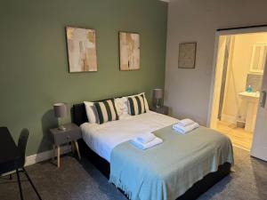 Modern 2BR Blairgowrie Cottage