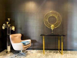Near BTS l Workspace and Kitchen - Pool and Gym l Sontana