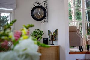 Sage Manor 8 Bedrooms