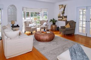 Sage Manor 8 Bedrooms