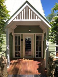 Sage Manor 8 Bedrooms