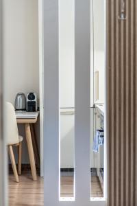 Skyline Sunset & City View - Modern 1BR Central Tirana