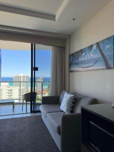 Privately Owned Hotel Room in Oaks Hotel