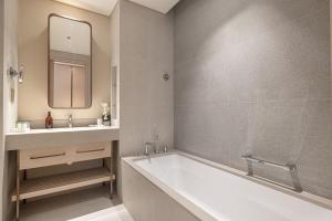1BR VIDA Dubai Mall - LUXURY DOWNTOWN DUBAI STAY - NAMUVE