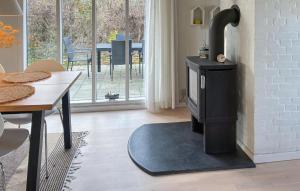 2 Bedroom Amazing Home In Gørlev