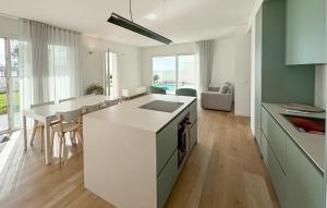 Gorgeous Home In Marina Di Ragusa