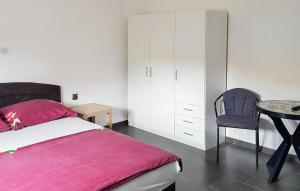 Stunning Apartment In Biograd Na Moru