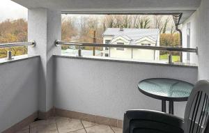 1 Bedroom Lovely Apartment In Tribalj