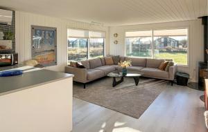 2 Bedroom Cozy Home In Sæby