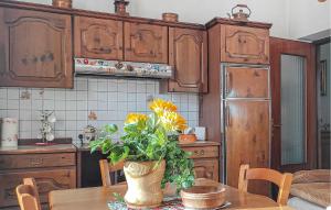 Lovely Home In Caranzavarese Ligure