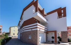 Beautiful Apartment In Vodice