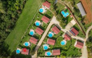 Gorgeous Home In Tinjan