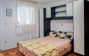 1 Bedroom Lovely Apartment In Vodice