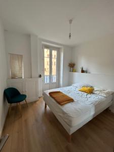 Charming bright apartment in Nice