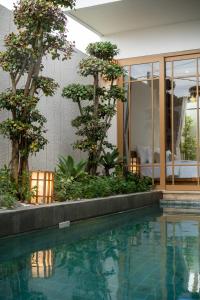 Villa Amura - Modern Japanese Luxury Villa Overlooking the Sea in Cemagi