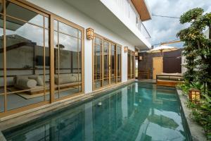 Villa Amura - Modern Japanese Luxury Villa Overlooking the Sea in Cemagi