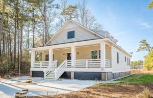 The Turn at Kilmarlic - Kilmarlic Golf Club, Sits on 10th Tee, Water Park Nearby, YR Flex Stays