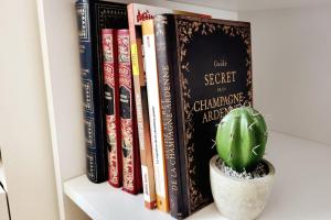 Lescape Rue Calme - Free parking