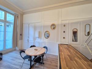 Centre Historique Rouen Appartement Le Brinon