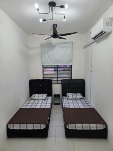 Home at Durian Tunggal