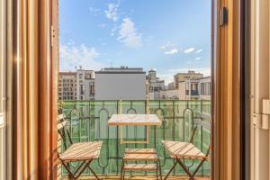 Duomo 15 min - Navigli 10 min - Luminoso, WiFi e AC