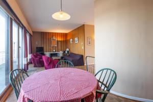 Royal Palace Promenade 76