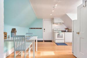 Capitol-Side • Downtown • Attic Harry-Potter Door